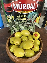 Orta Boy Biberli Zeytin 1 kg